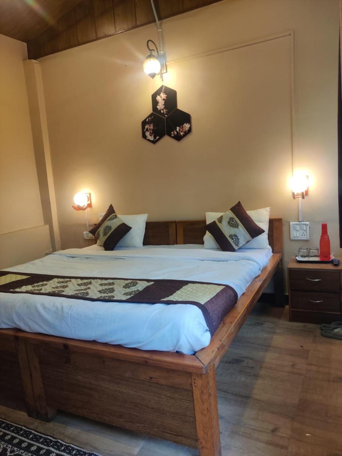 The Lake & Woods Bhimtal Exterior photo